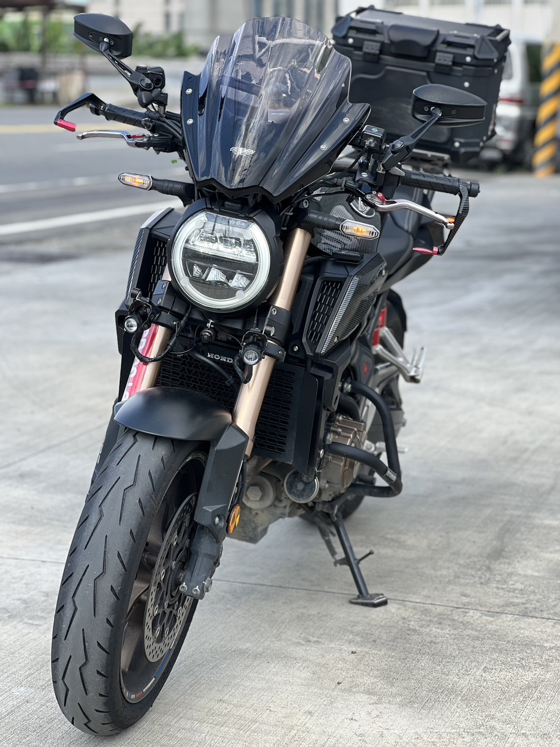 HONDA CB650R - 中古/二手車出售中 本田CB650R（霧燈 黑化） | YSP 建興車業