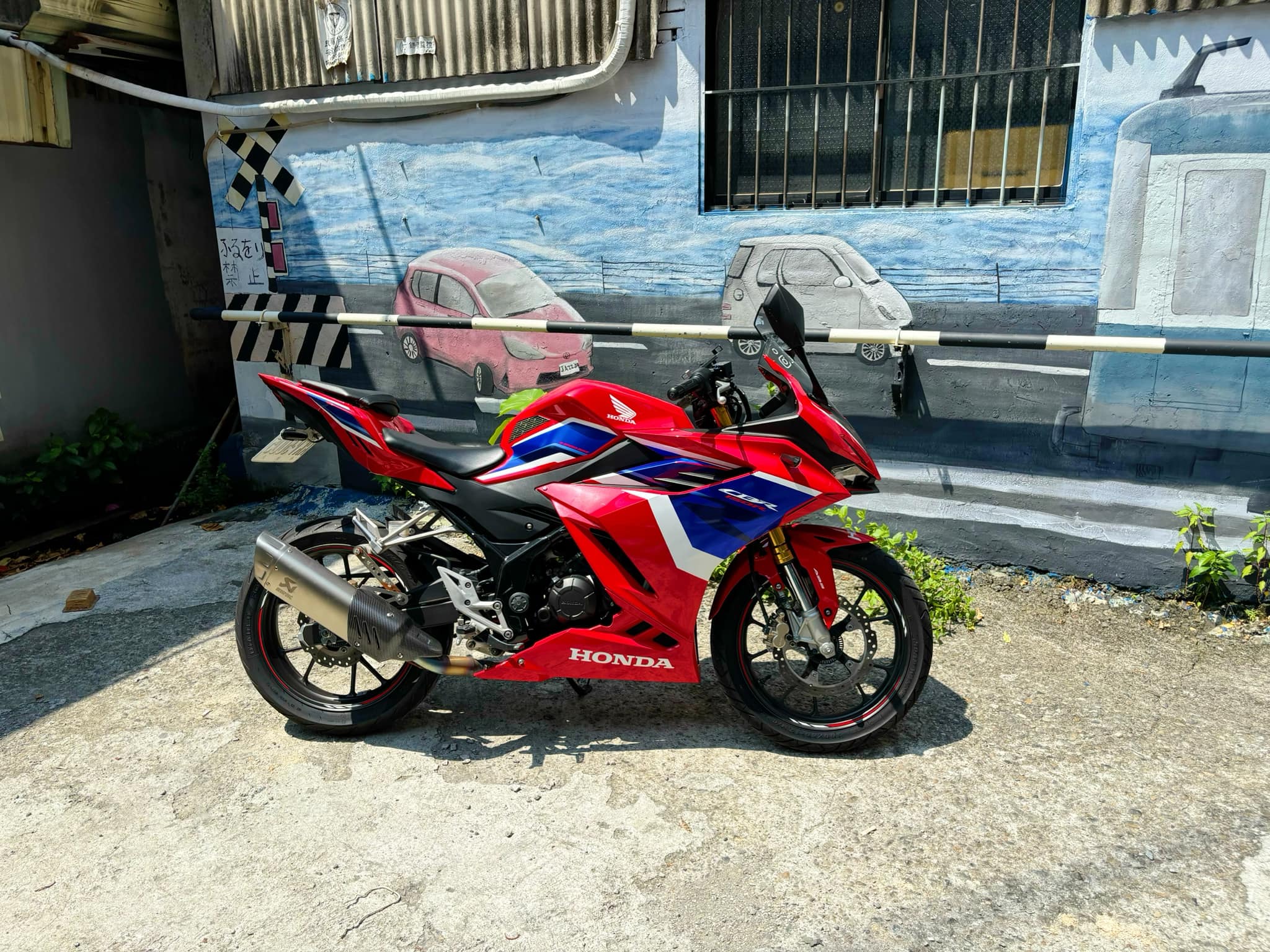 HONDA CBR150R - 中古/二手車出售中 HONDA CBR150R ABS | 個人自售