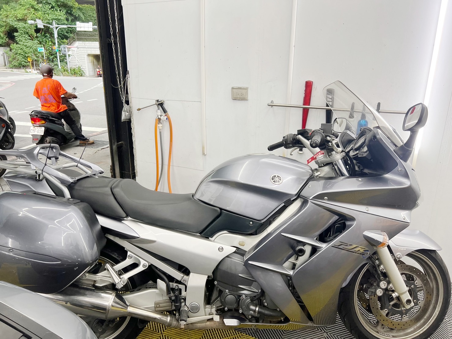 YAMAHA FJR1300 - 中古/二手車出售中 YAMAHA FJR1300 | 大蔡