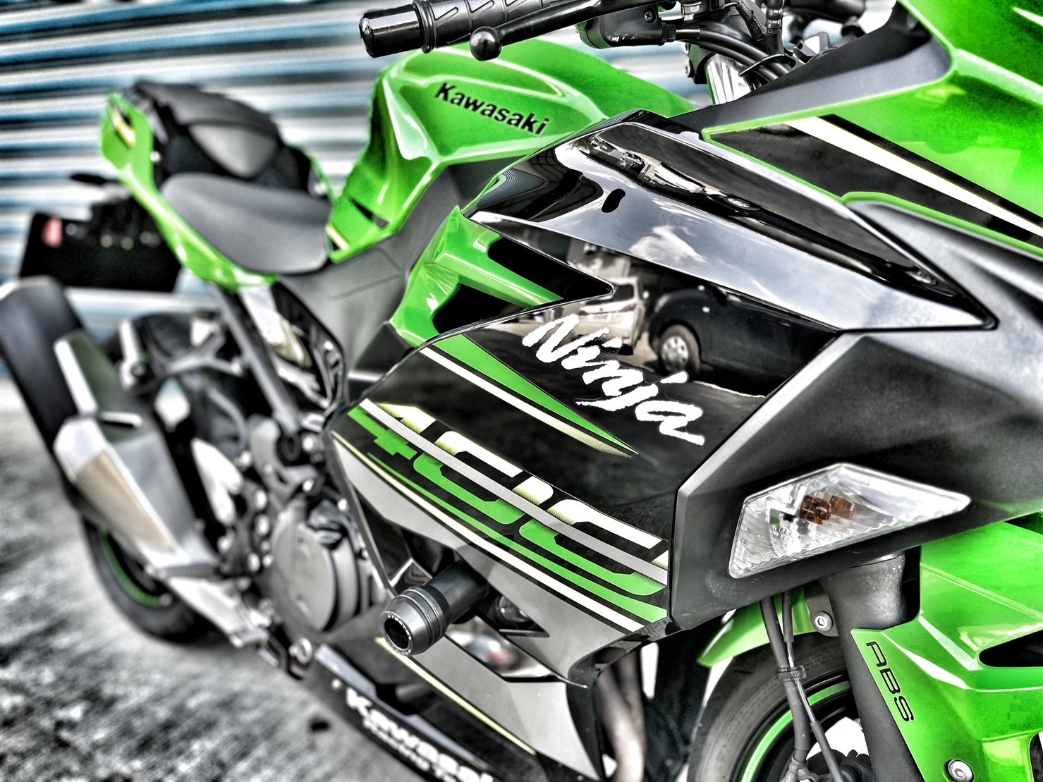 KAWASAKI NINJA400 - 中古/二手車出售中 無摔無事故 基本改裝 小資族二手重機買賣 | 小資族二手重機買賣