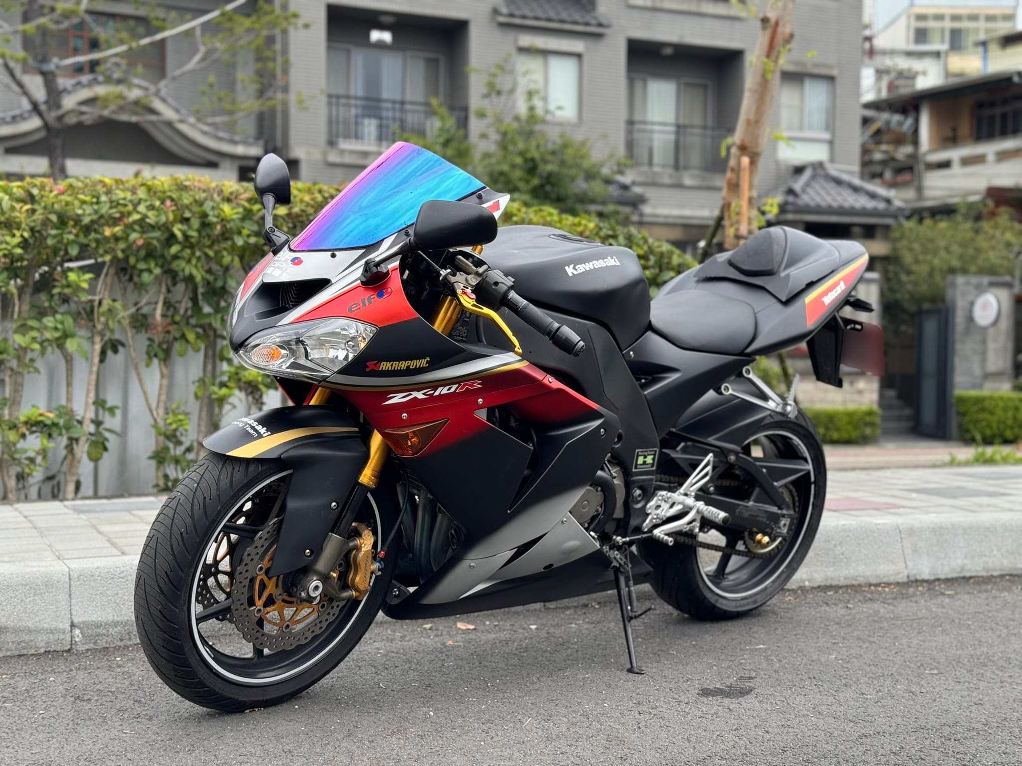 KAWASAKI NINJA ZX-10R - 中古/二手車出售中 2004年 KAWASAKI ZX-10R/0元交車/分期貸款/車換車/線上賞車/到府交車 | 翊帆國際重車