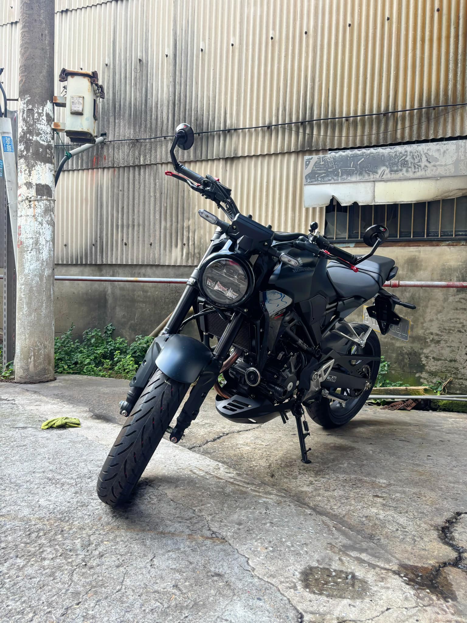 HONDA CB300R - 中古/二手車出售中 HONDA CB300R 有擋顯/滑離 台本車 | 個人自售