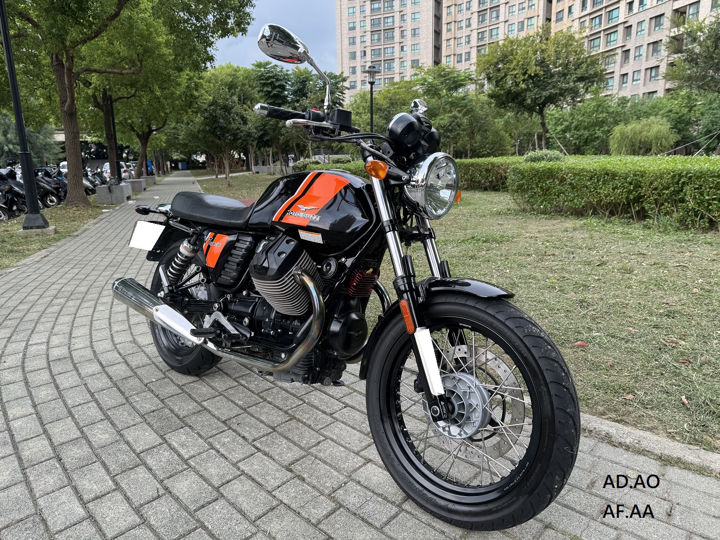 MOTOGUZZI V7 - 中古/二手車出售中 【新竹長龍車業】MOTO GUZZI V7 | 新竹長龍車業行