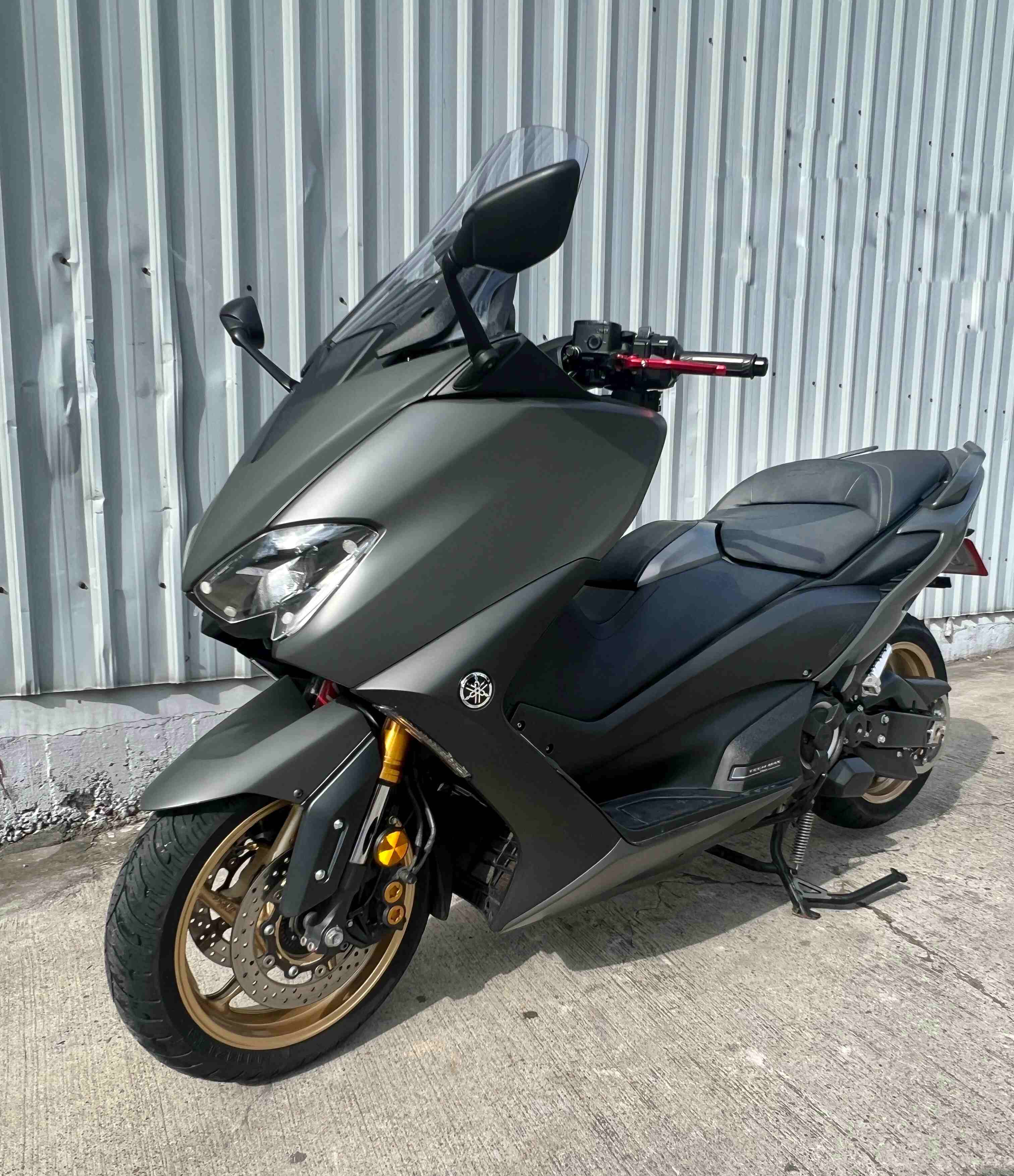 YAMAHA TMAX560 - 中古/二手車出售中 2020年 TMAX560  全段雷雕蠍 無摔 無事故 找錢神車 阿宏大型重機買賣 | 阿宏大型重機買賣