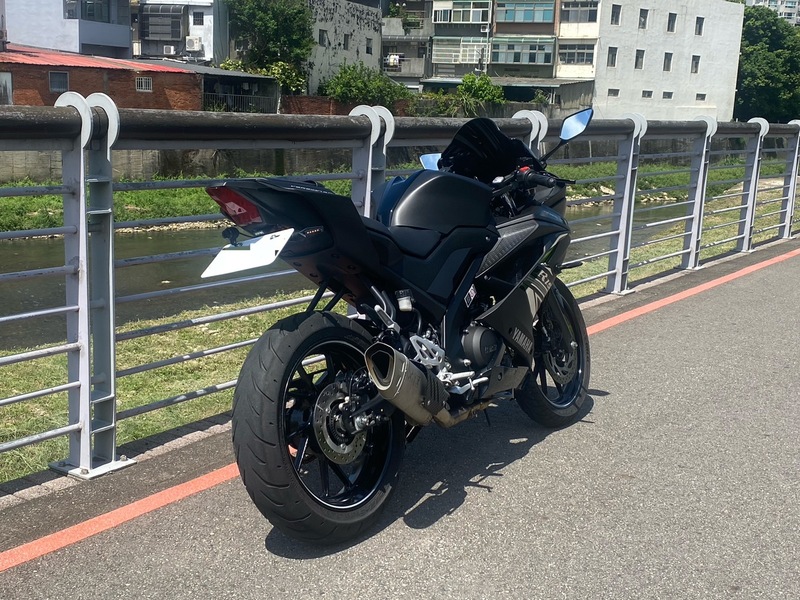 YAMAHA YZF-R15 - 中古/二手車出售中 2021Yamaha R15V3 正叉公司車 | Ike 孝森豪重機