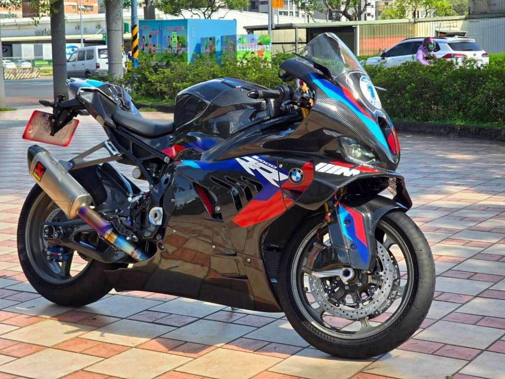 BMW M1000RR - 中古/二手車出售中 [出售] 2022年 BMW M1000RR  已刷電腦 S1000RR可參考 | 老爹重機