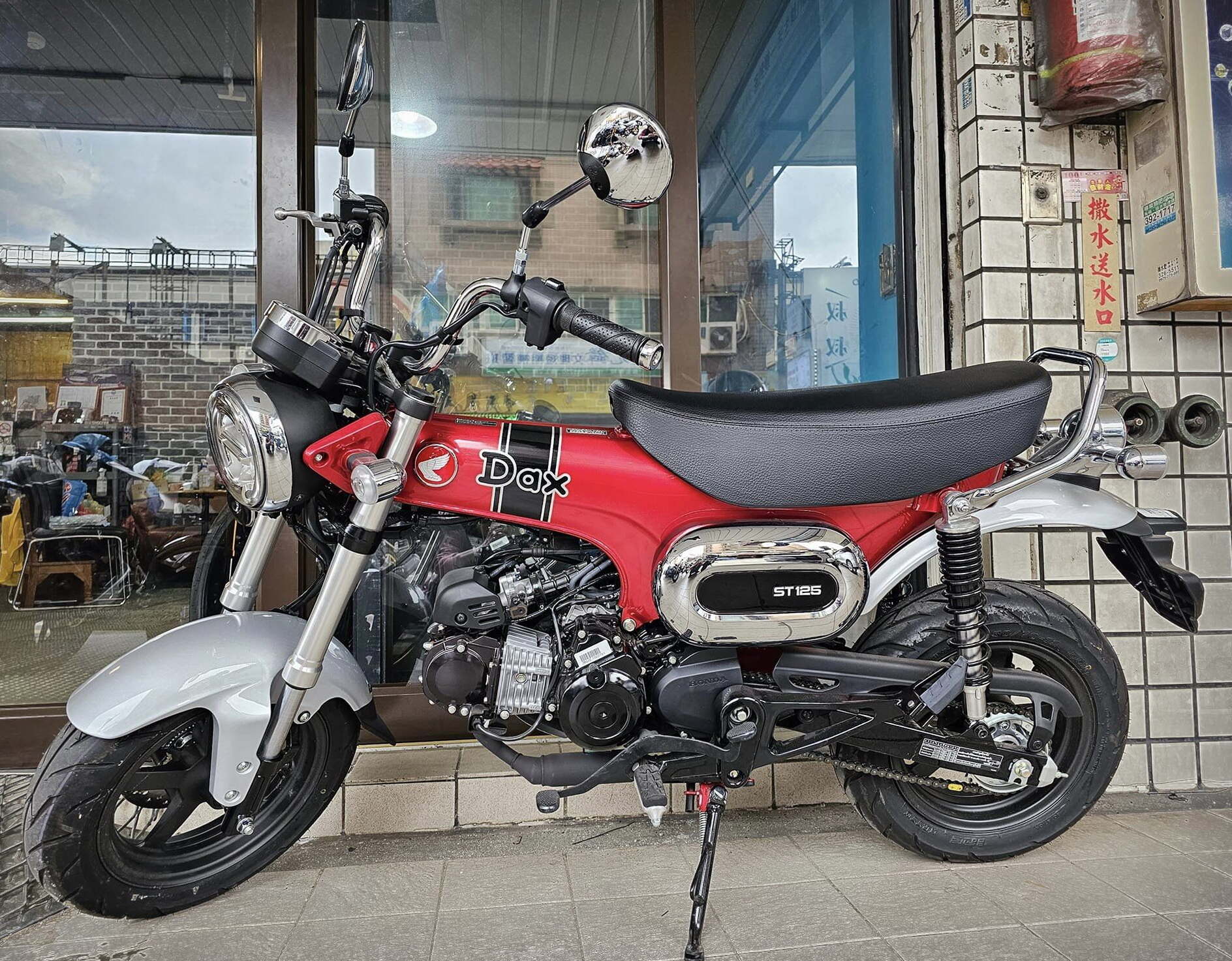 【勝大重機】HONDA DAX125 ABS - 「Webike-摩托車市」 【勝大重機】2023 HONDA DAX125 ABS 全新車售價$15.8萬 ST125