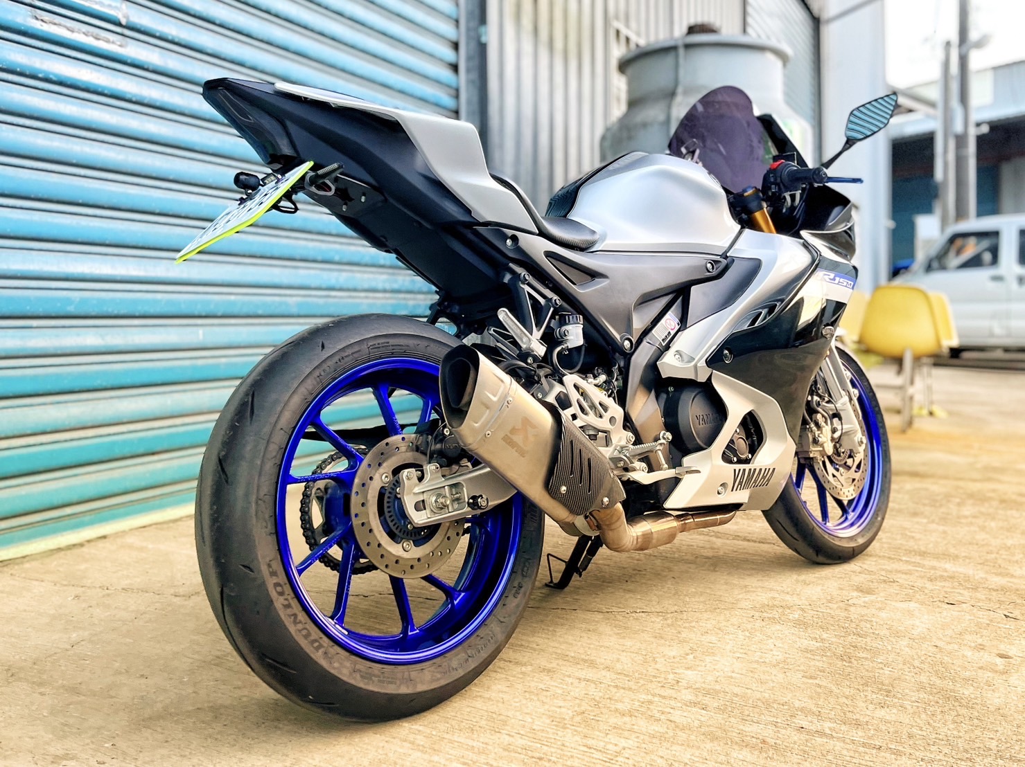 YAMAHA YZF-R15 - 中古/二手車出售中 全段排氣管 行車記錄器 超多改裝 小資族二手重機買賣 | 小資族二手重機買賣