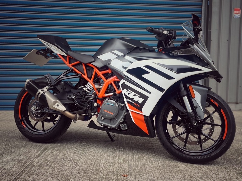 KTM RC390 - 中古/二手車出售中 YR中段鈦排氣管 ENLiNT腳踏 眾多改裝 小資族二手重機買賣 | 小資族二手重機買賣