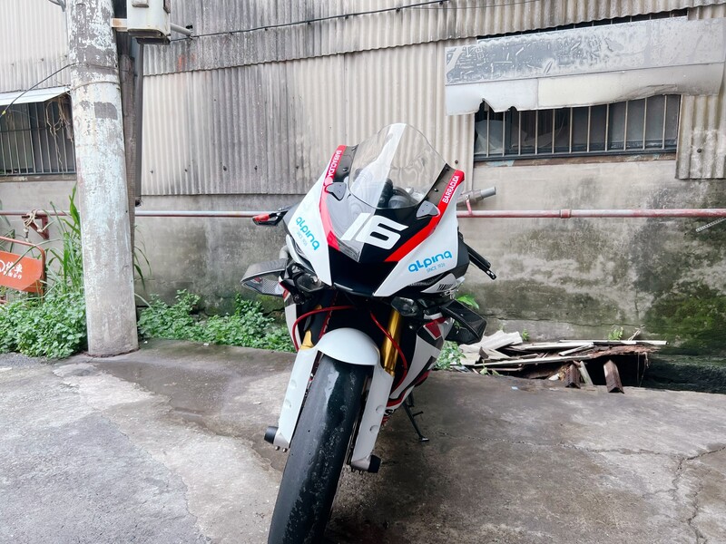 YAMAHA YZF-R6 - 中古/二手車出售中 YAMAHA R6 協助分期 可換車 歡迎詢問 line:@q0984380388 | 個人自售