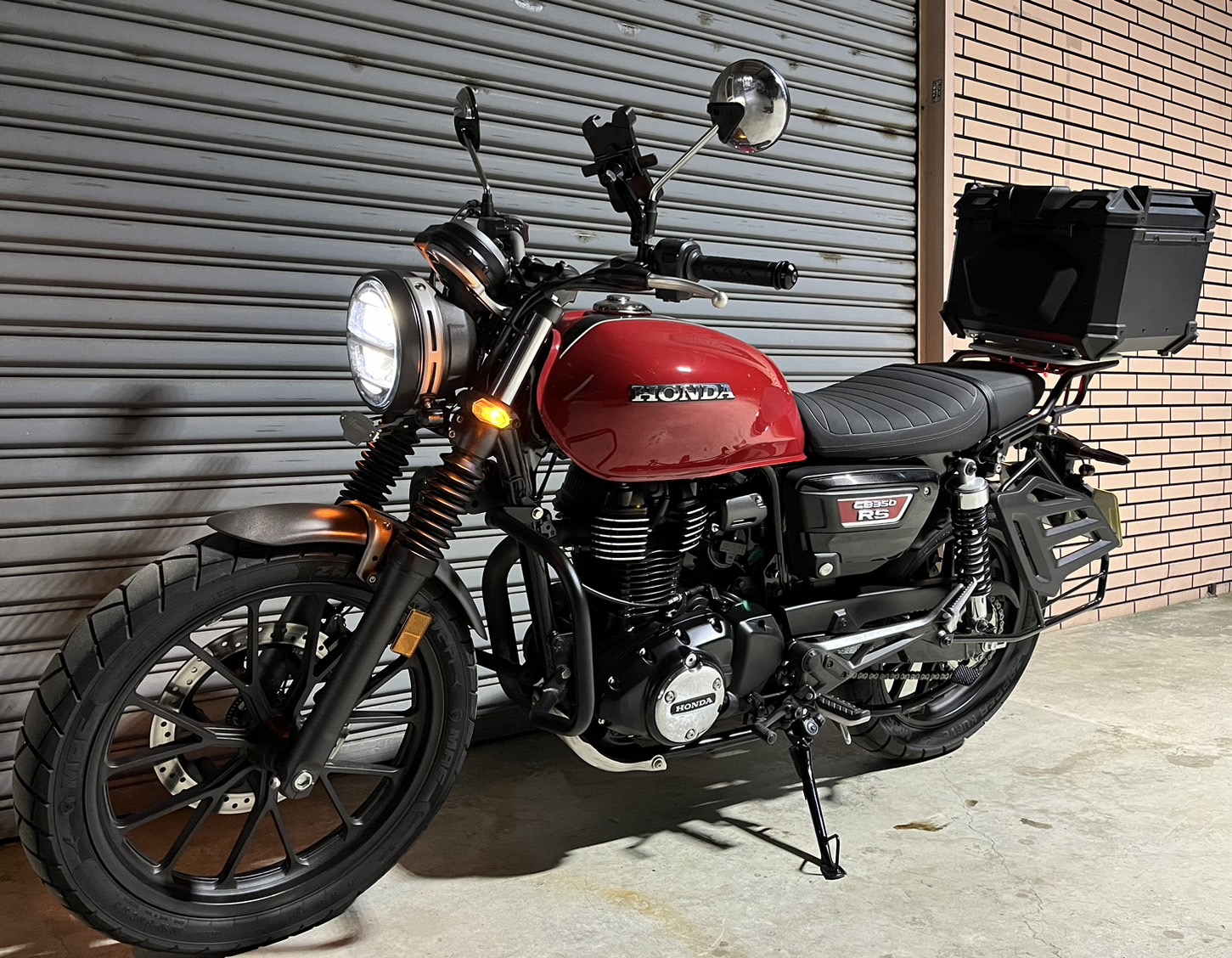 HONDA CB350 - 中古/二手車出售中 2023 CB350RS 1300公里 一手室內車 資料齊全 實體店面看車試乘 | 個人自售