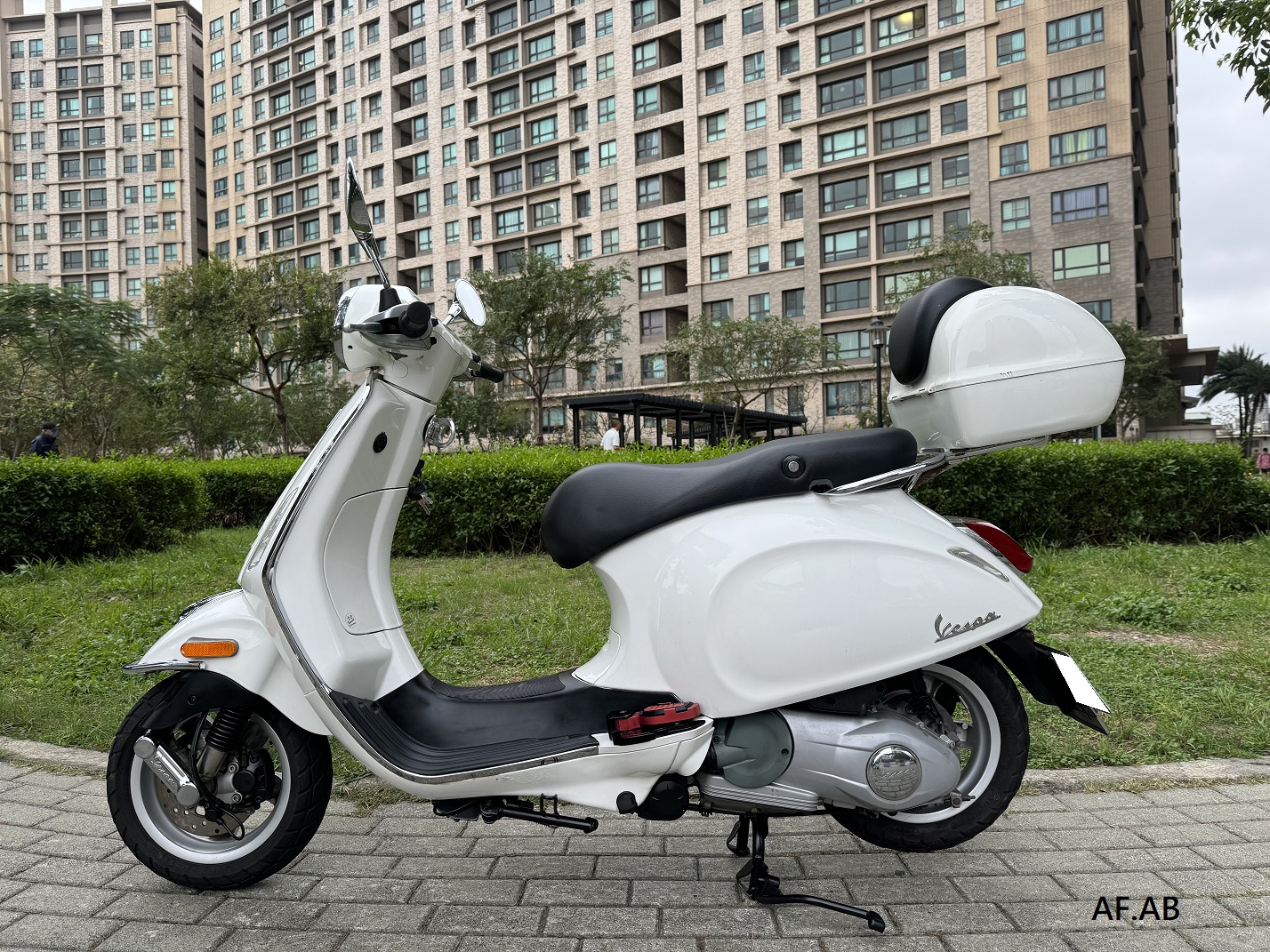 VESPA Vespa 125 Primavera - 中古/二手車出售中 【新竹長龍車業】VESPA 偉士牌 春天125 | 新竹長龍車業行