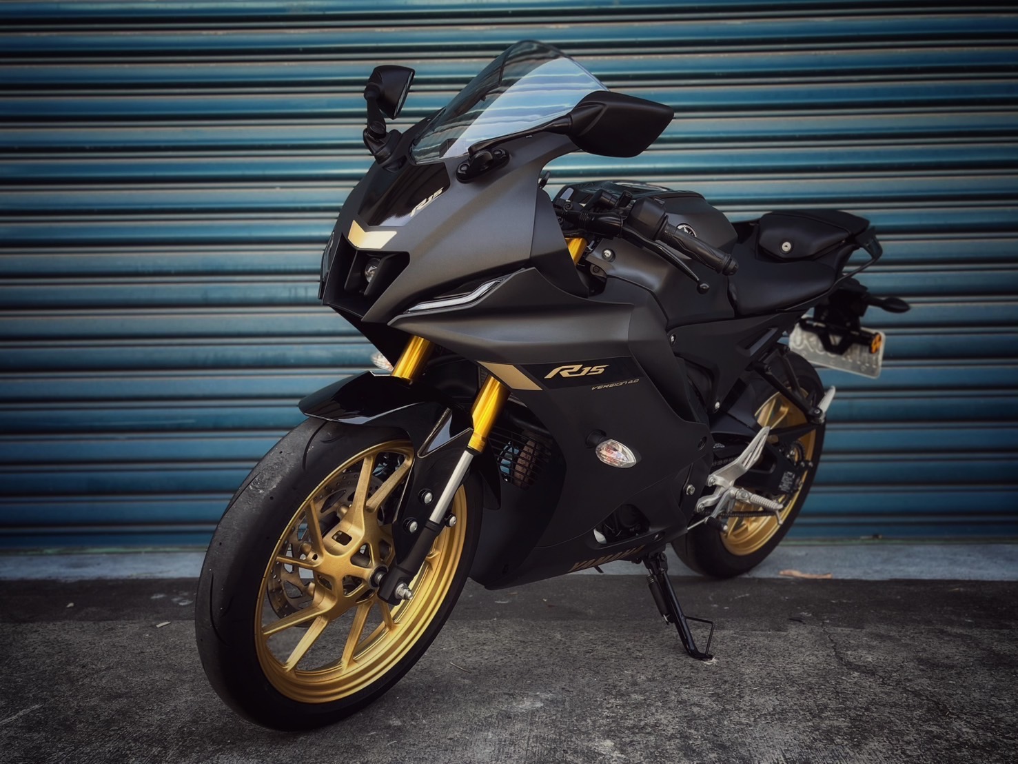 YAMAHA YZF-R15 - 中古/二手車出售中 R15v4 快排 基本改裝 小資族二手重機買賣 | 小資族二手重機買賣