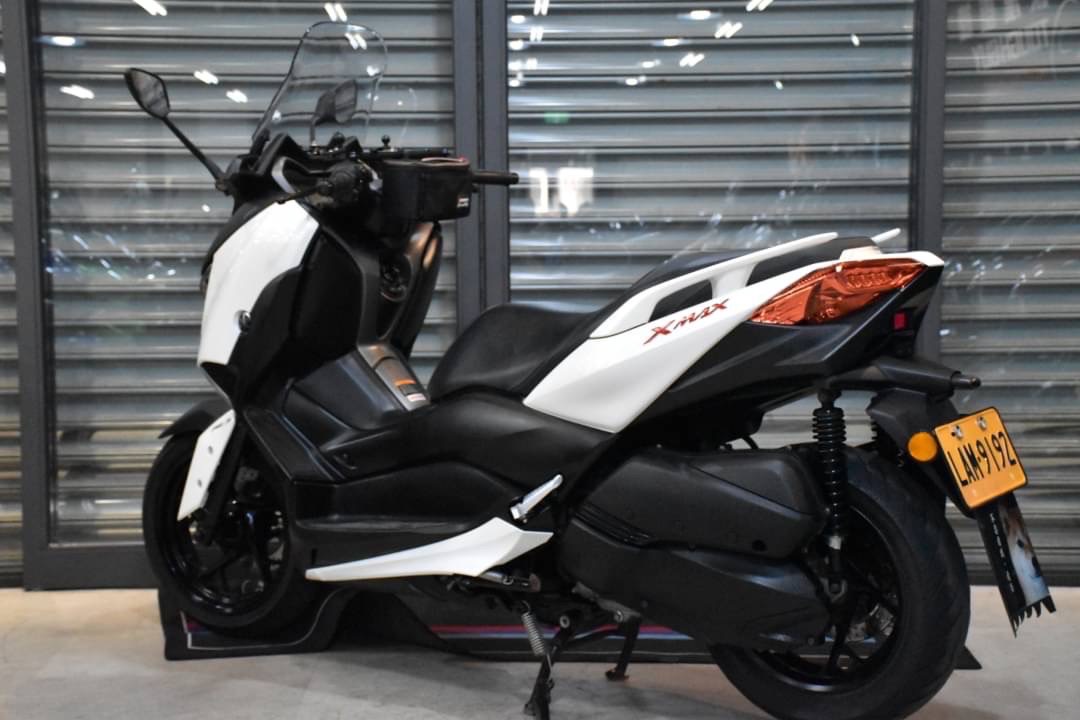 YAMAHA X-MAX 300 - 中古/二手車出售中 白色系 里程保證 小資族二手重機買賣 | 小資族二手重機買賣