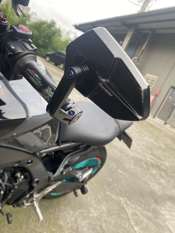 YAMAHA MT-09 - 中古/二手車出售中 22年 Yamaha #MT09 原漆 無事故 車庫車 前後輪防倒球 手機架 USB行充 行車紀錄器 水箱護網 短牌架 PD車身減震桿 GBR引擎護蓋 可調式拉桿 巴風特端子鏡 | Motoshen大聖二輪廣場