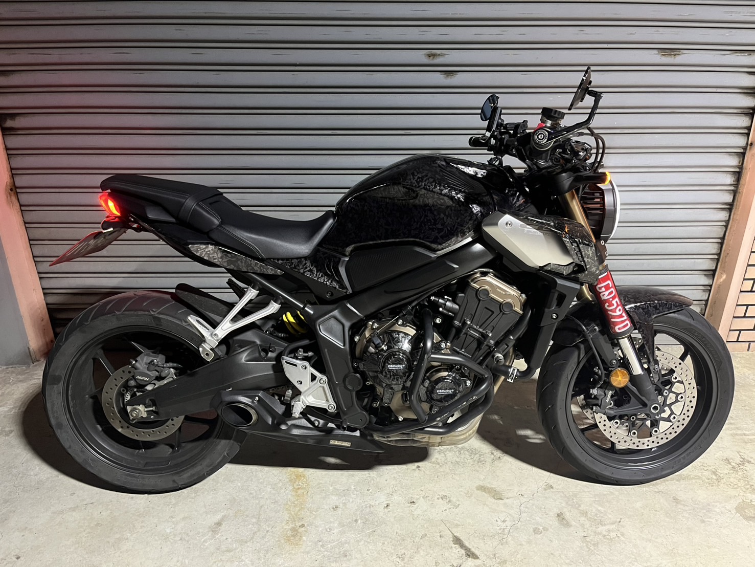 HONDA CB650R - 中古/二手車出售中 2020 CB650R 低里程 黑化車 | 個人自售