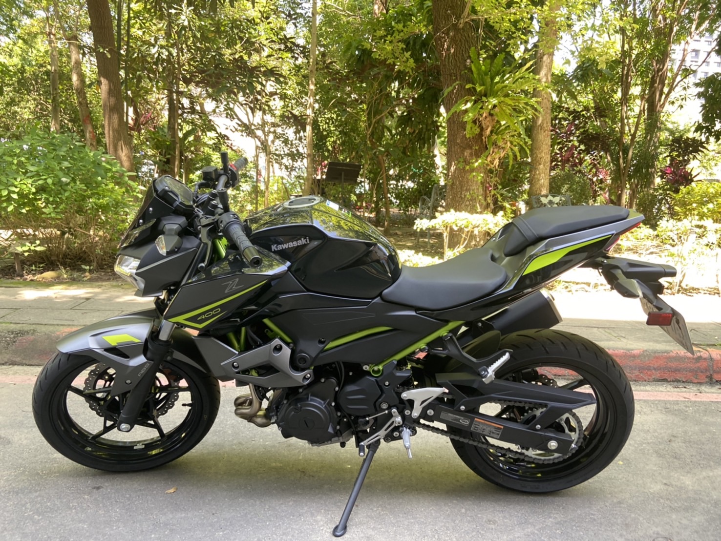 【立帆國際重機代銷中心】KAWASAKI Z400 - 「Webike-摩托車市」 一手新古車實跑500公里.全車如新3年原廠保固.買新買折扣享保固.全額銀帶免保人