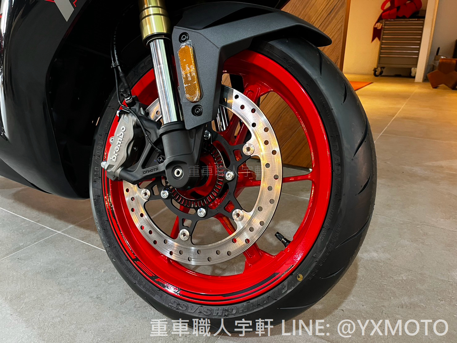 CFMOTO 450SR S新車出售中 【重車職人宇軒】CFMOTO 450 SRS 黑銀紅線 春風 總代理公司車 零利率實施中 | 重車銷售職人-宇軒 (敏傑)