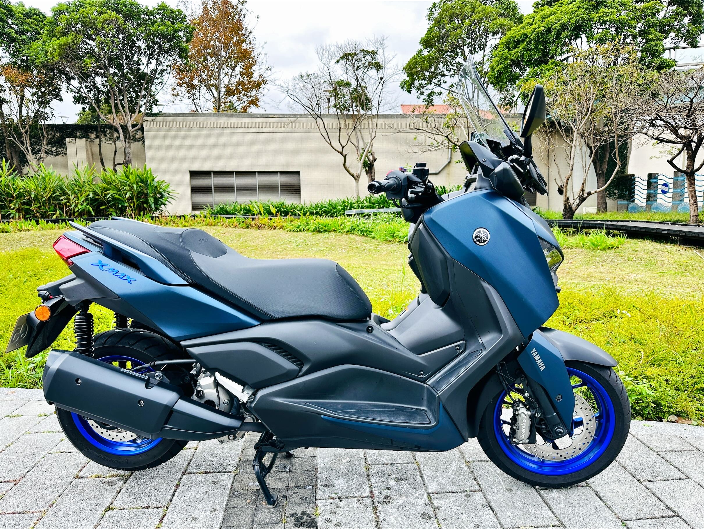 YAMAHA X-MAX 300 - 中古/二手車出售中 YAMAHA XMAX300 2024年1月發照 騎2千公里 | 輪泰車業