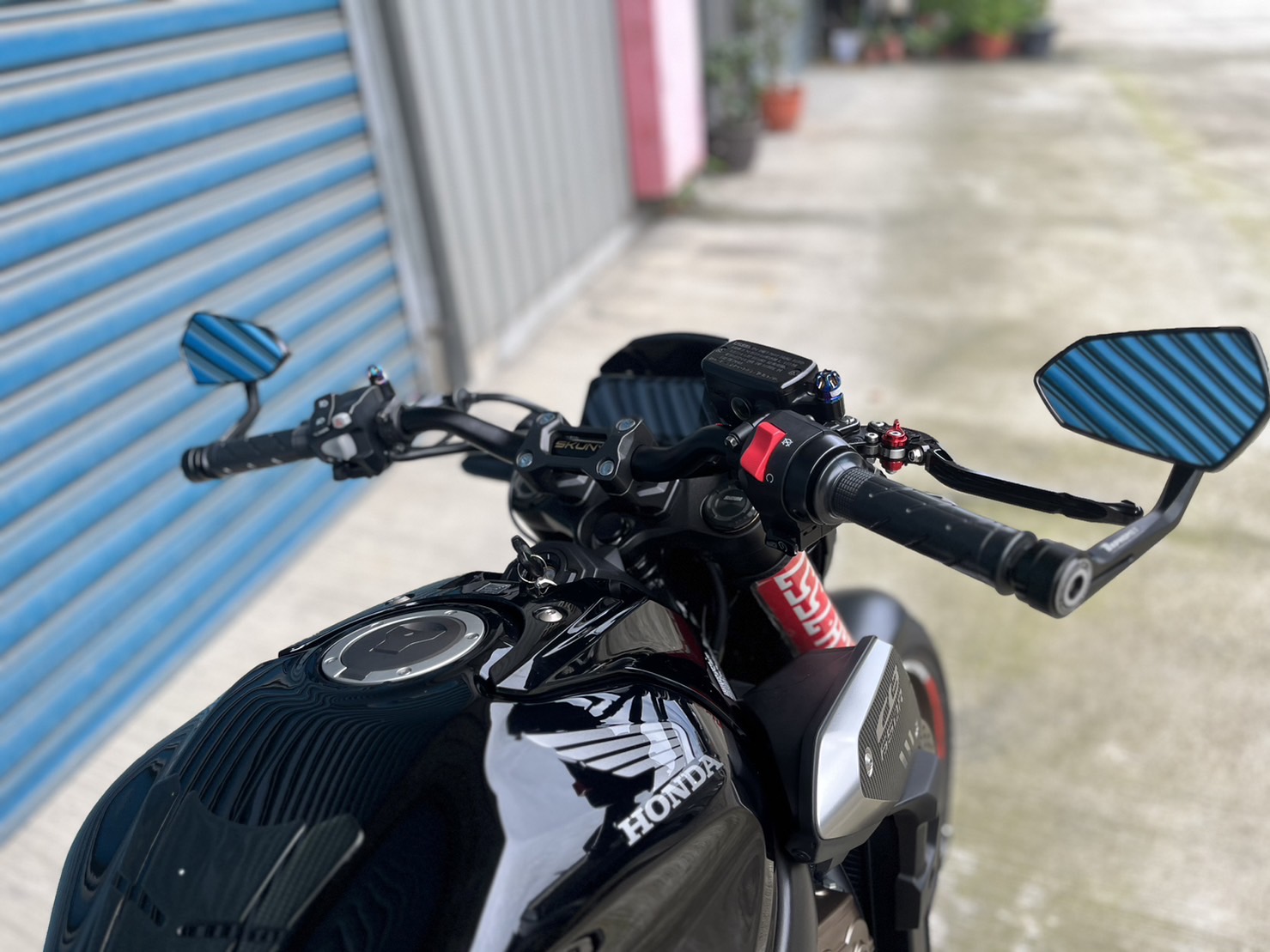 HONDA CB650R - 中古/二手車出售中 黑色系 視覺改裝 小資族二手重機買賣 | 小資族二手重機買賣