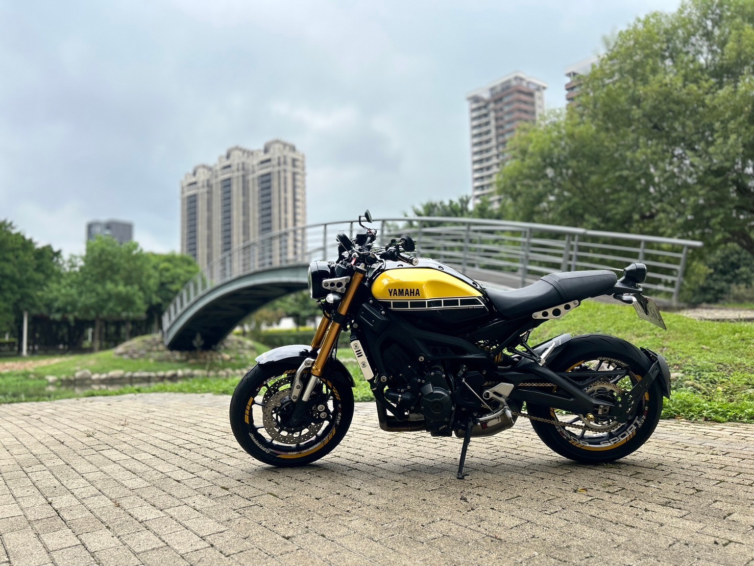 【個人自售】YAMAHA XSR900 - 「Webike-摩托車市」 YAMAHA XSR900 60th特仕版