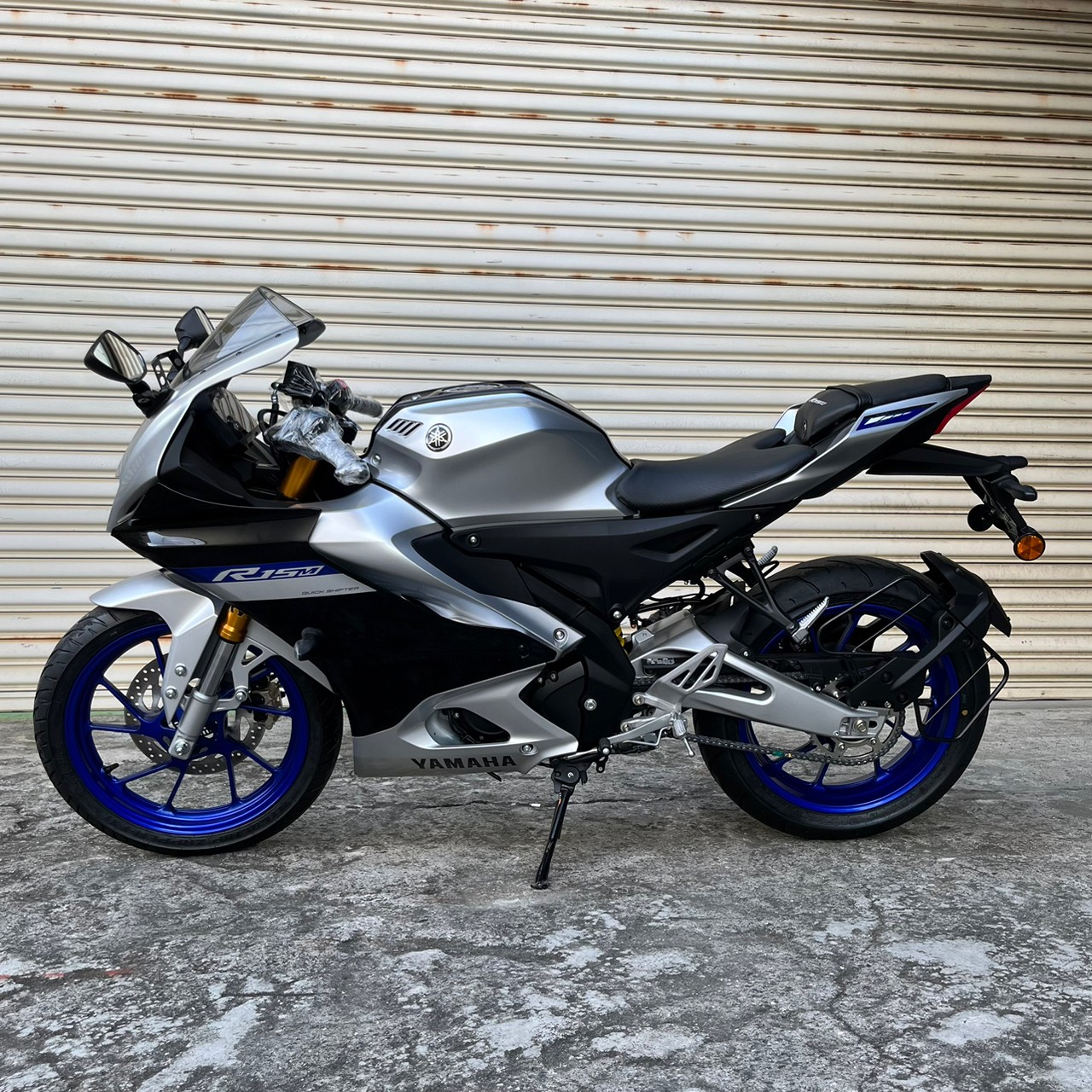 【飛翔國際】YAMAHA R15M - 「Webike-摩托車市」 售 新車 2024 YAMAHA YZF-R15M 輕檔 R15M