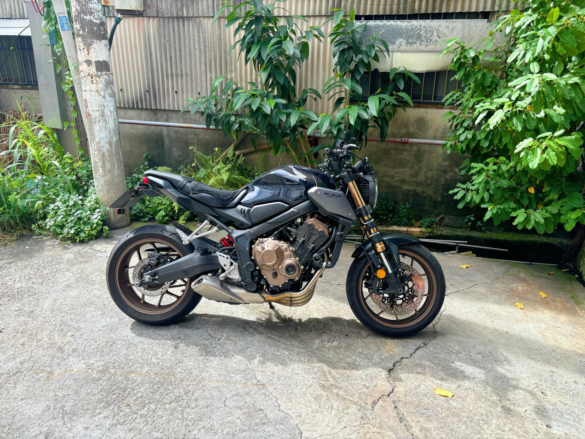 HONDA CB650R - 中古/二手車出售中 HONDA CB650R 台本車 | 個人自售