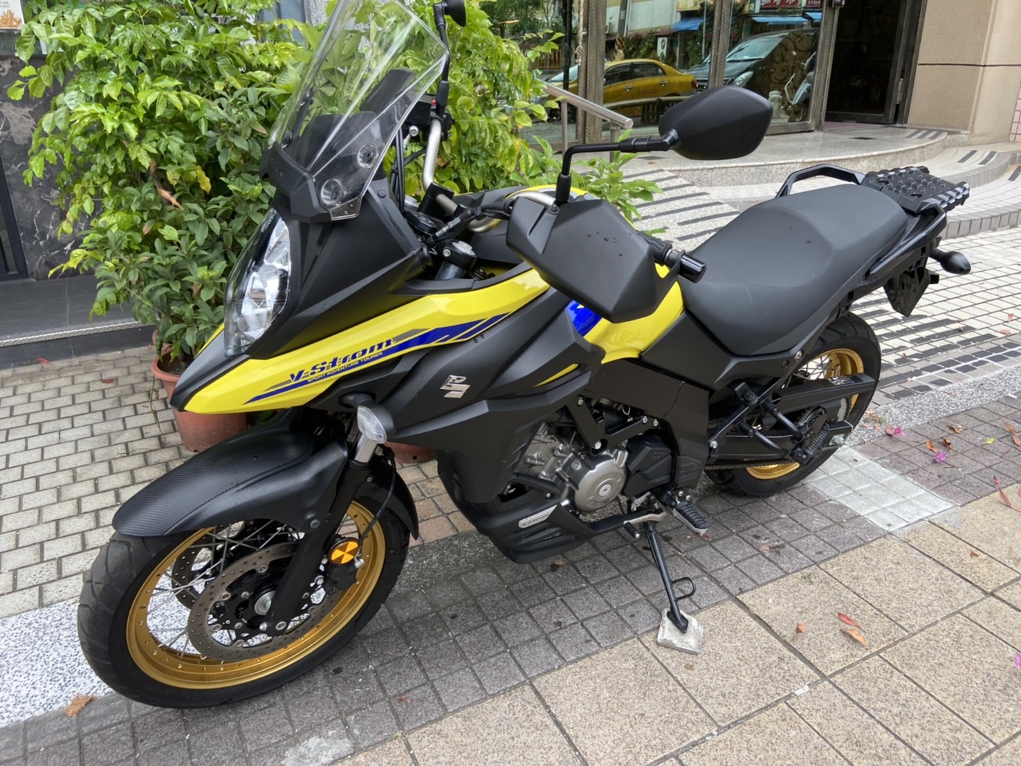 SUZUKI VStrom 650XT新車出售中 本月購車36期零利率.台鈴公司車尚未領牌新古車.現金29.8萬 | 立帆國際重機代銷中心