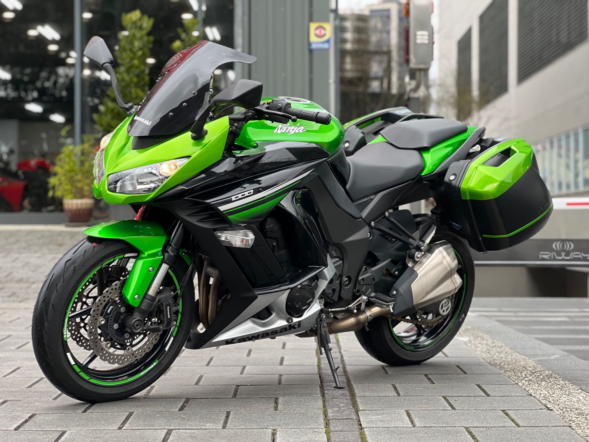 KAWASAKI Z1000SX - 中古/二手車出售中 2016年 KAWASAKI Z1000SX/0元交車/分期貸款/車換車/線上賞車/到府交車 | 翊帆國際重車