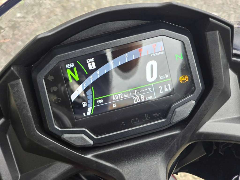 KAWASAKI NINJA650 - 中古/二手車出售中 [出售] 2023年 KAWASAKI 忍者650 ABS KTRC版 | 老爹重機