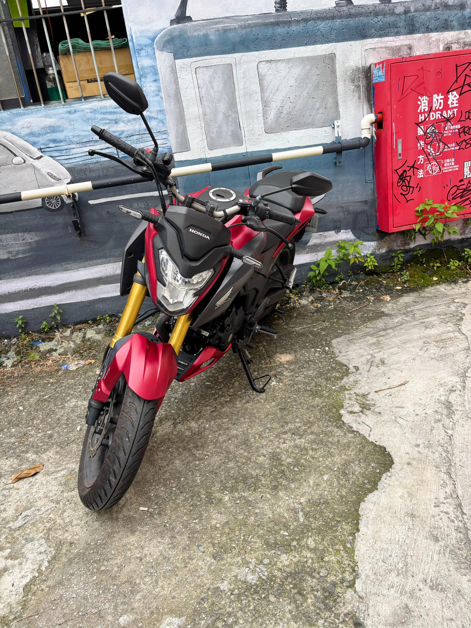 HONDA  HORNET 2.0 - 中古/二手車出售中 HONDA HORNET 2.0 | 個人自售