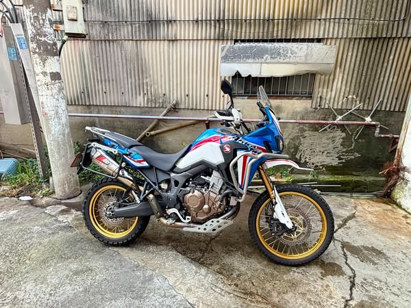 【個人自售】HONDA CRF1000L Africa Twin - 「Webike-摩托車市」 HONDA CRF1000L Africa Twin 