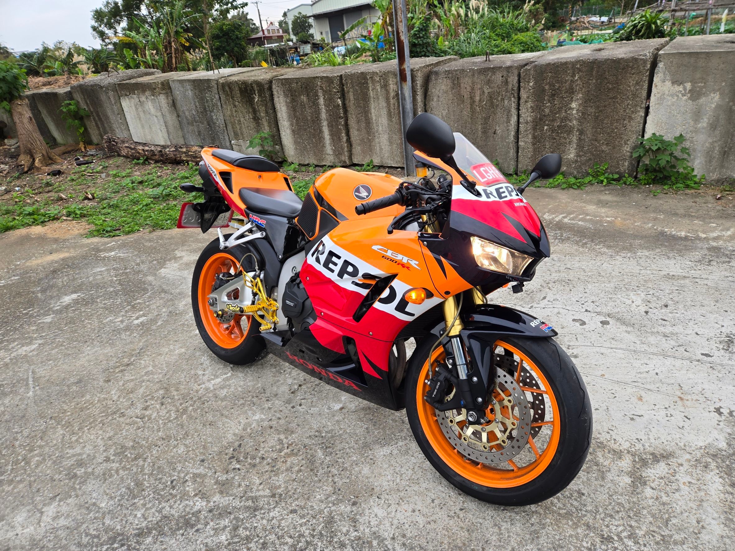 HONDA CBR600RR - 中古/二手車出售中 售-HONDA CBR600RR | 個人自售