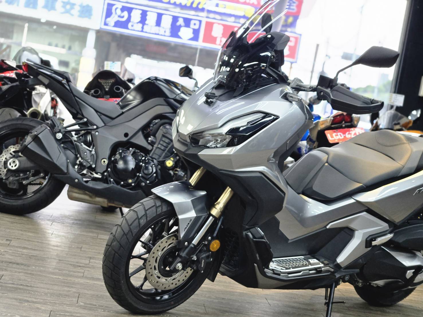 【個人自售】HONDA ADV350 - 「Webike-摩托車市」 2022 HONDA ADV350