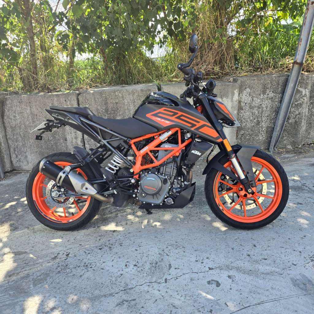 KTM 250DUKE - 中古/二手車出售中 KTM DUKE250 ABS | J.C.重車