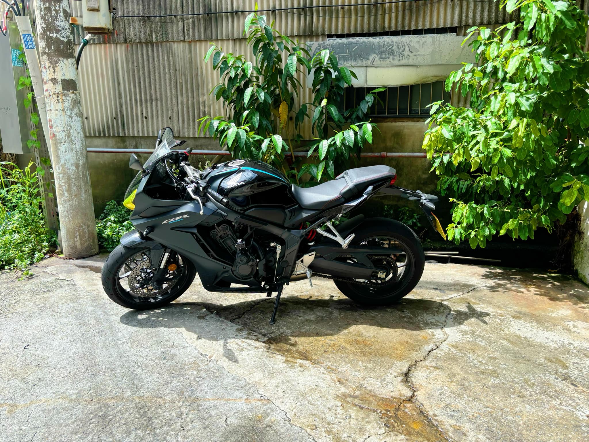 HONDA CBR650R - 中古/二手車出售中 HONDA CBR650R 台本車 | 個人自售