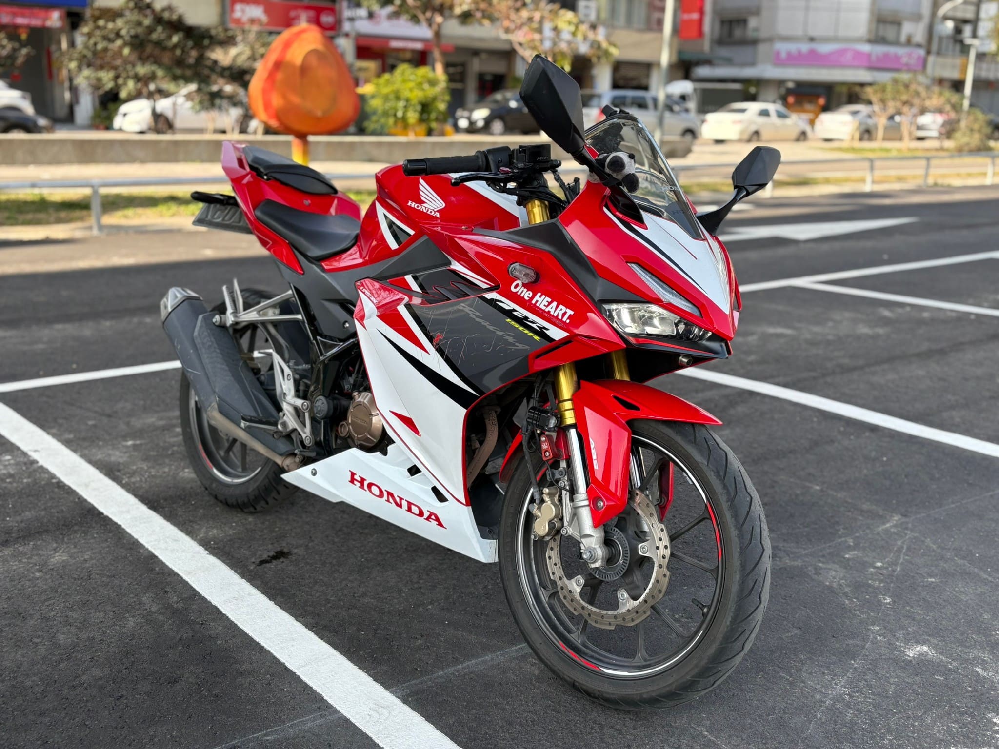 HONDA CBR150R - 中古/二手車出售中 2021年 HONDA CBR150R/0元交車/分期貸款/車換車/線上賞車/到府交車 | 翊帆國際重車