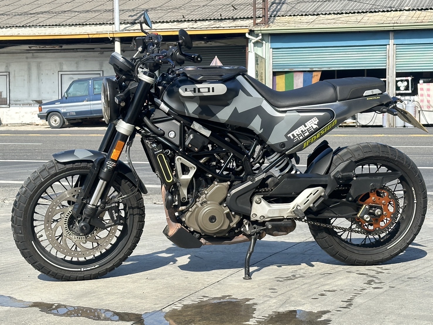 HUSQVARNA SVARTPILEN 401 - 中古/二手車出售中 海絲瓜 黑箭401（公司車） | YSP 建興車業