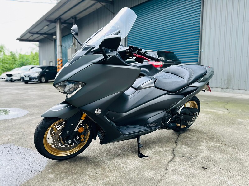 YAMAHA TMAX560 - 中古/二手車出售中 Yamaha T-max 560 Tech Max 公司車 全段雙出鈦蠍管 | 摩托販