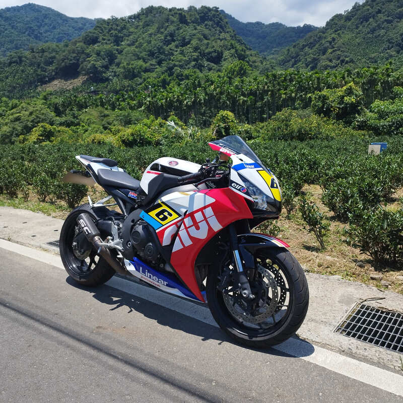 HONDA CBR1000RR - 中古/二手車出售中 2015年 HONDA CBR1000RR/0元交車/分期貸款/車換車/線上賞車/到府交車 | 翊帆國際重車