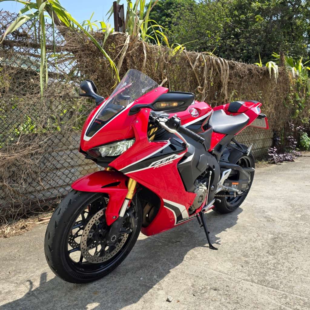 【J.C.重車】HONDA CBR1000RR Fire Blade - 「Webike-摩托車市」