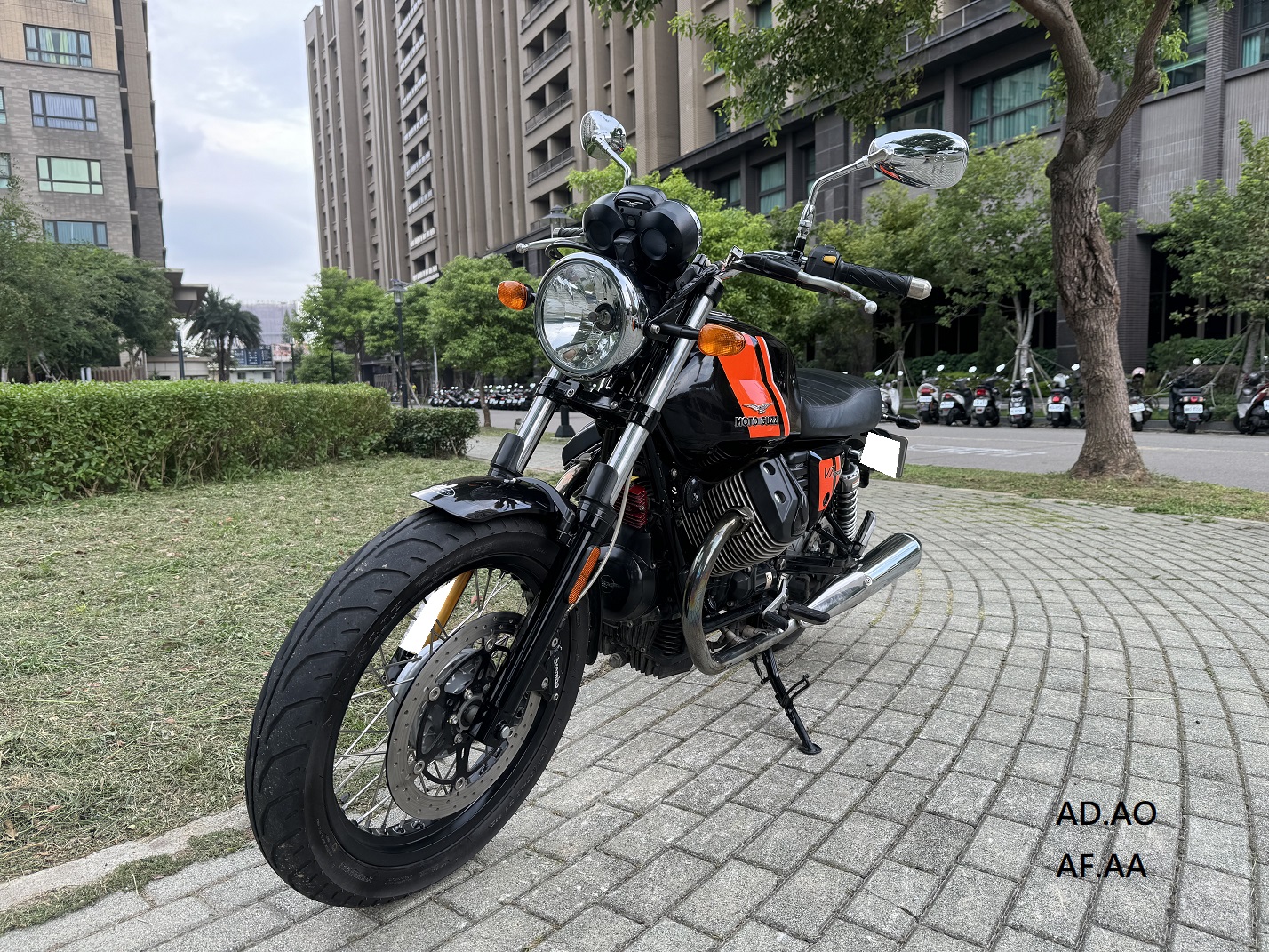 MOTOGUZZI V7 - 中古/二手車出售中 【新竹長龍車業】MOTO GUZZI V7 | 新竹長龍車業行