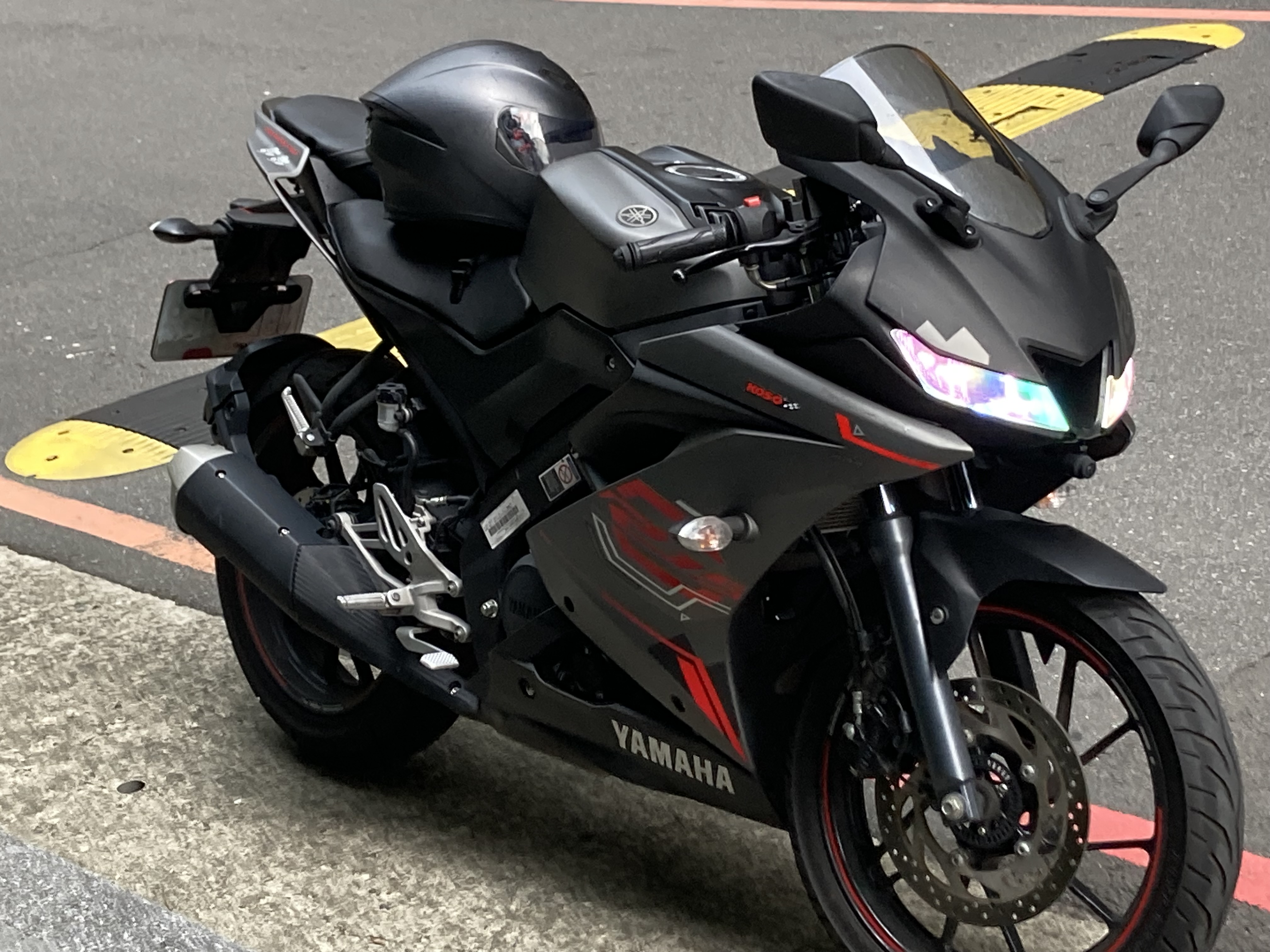 YAMAHA YZF-R15 - 中古/二手車出售中 Yamaha  R15 低哩程 車況好 定期保養 一手車 | 個人自售