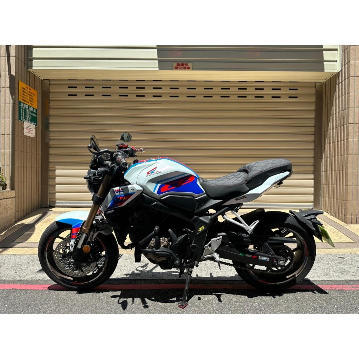 HONDA CB650R - 中古/二手車出售中 【爵士小詩】2021年HONDA CB650R 台本車 | 個人自售