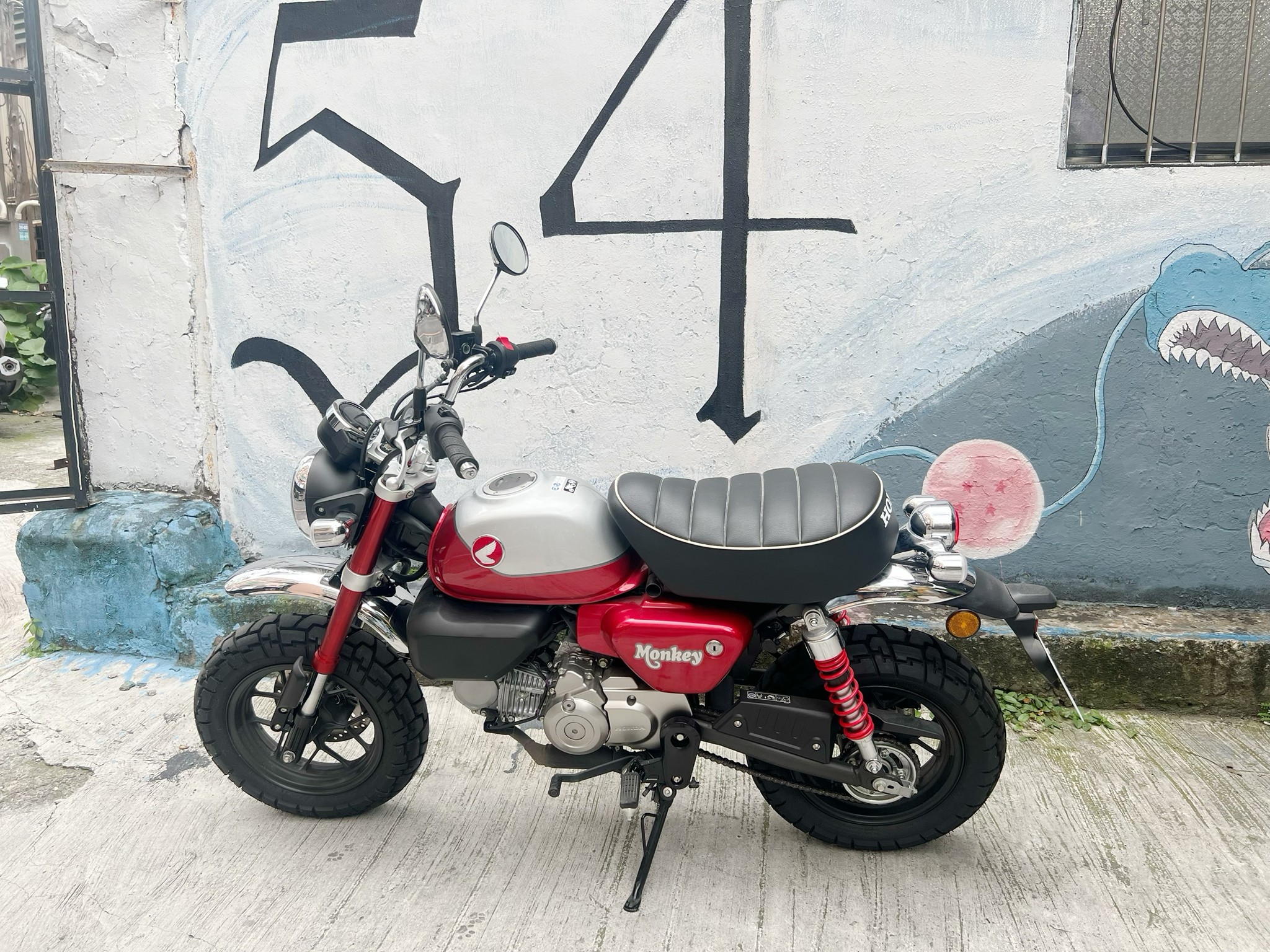 HONDA Monkey 125 - 中古/二手車出售中 HONDA Monkey125 台本公司車 五檔猴 協助分期、託運、換車補貼、代償結清 Line ID:@q0984380388 | 小菜輕重機