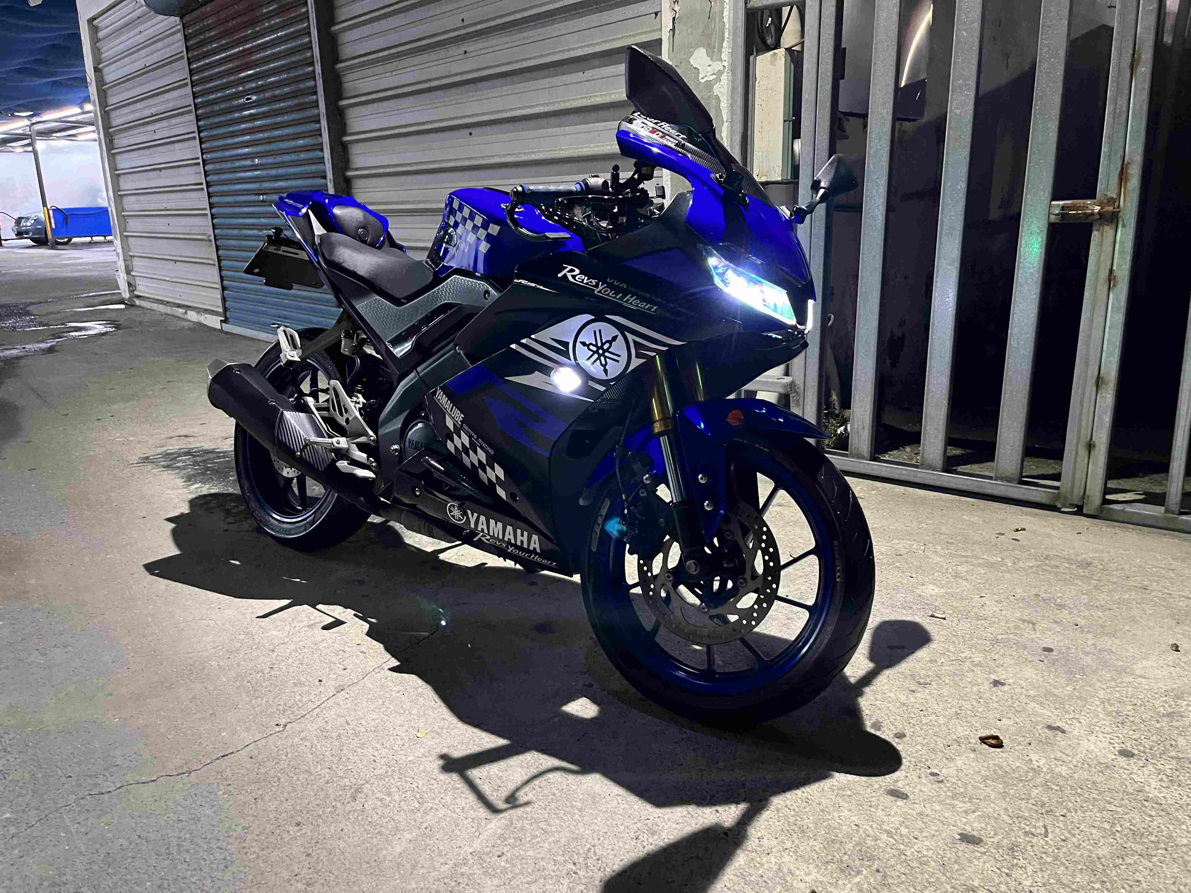 【個人自售】YAMAHA YZF-R15 - 「Webike-摩托車市」 個人自售 YZF-R15v3 倒叉 2020 藍黑