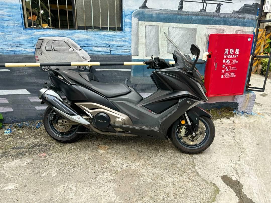 光陽 AK 550 - 中古/二手車出售中 光陽 AK550 | 個人自售