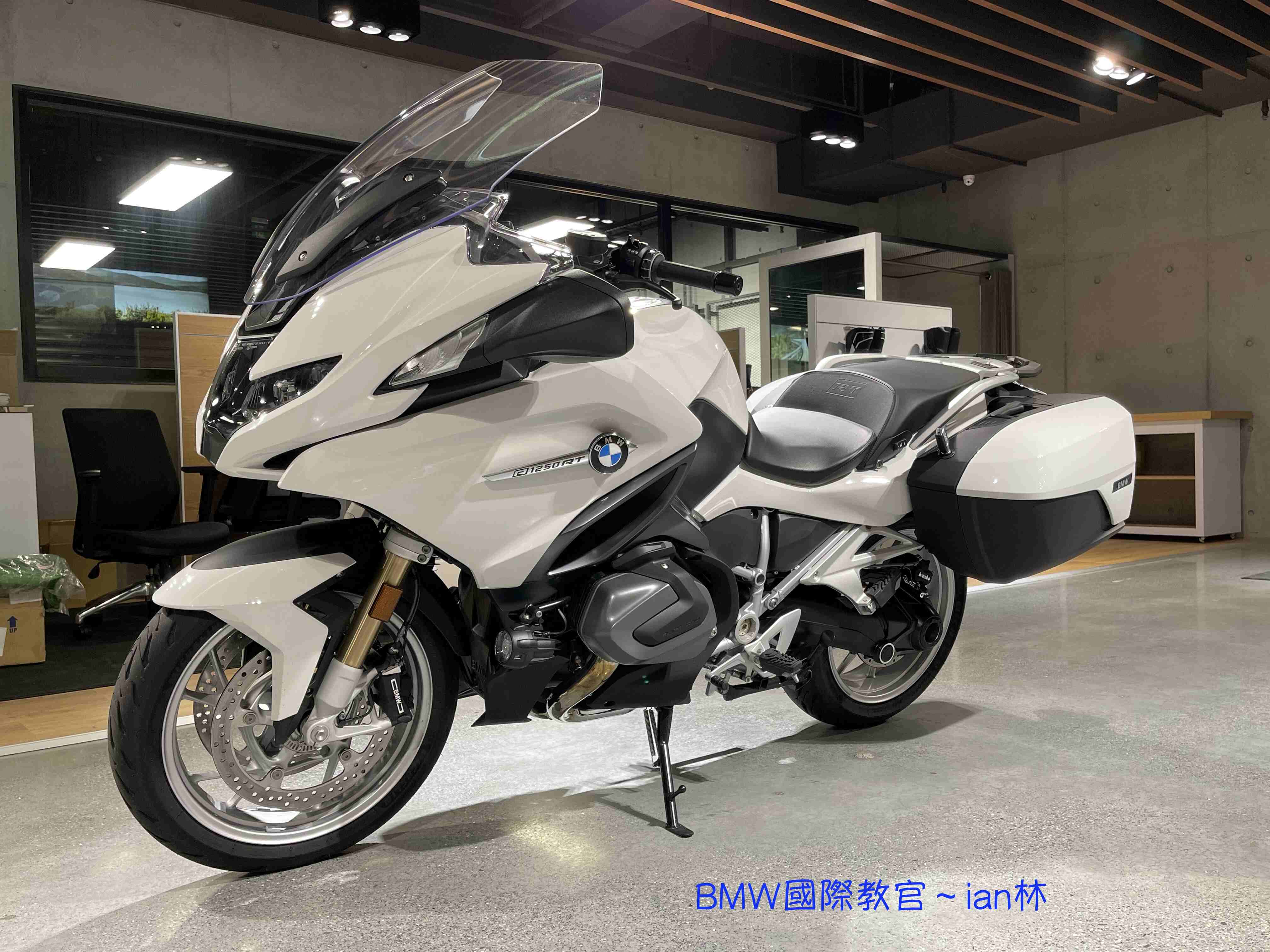 【BMW 台北意德】BMW R1250RT - 「Webike-摩托車市」 [BMW 台北意德] R1250RT 22年新車上市 總代理 零利率專案實施中