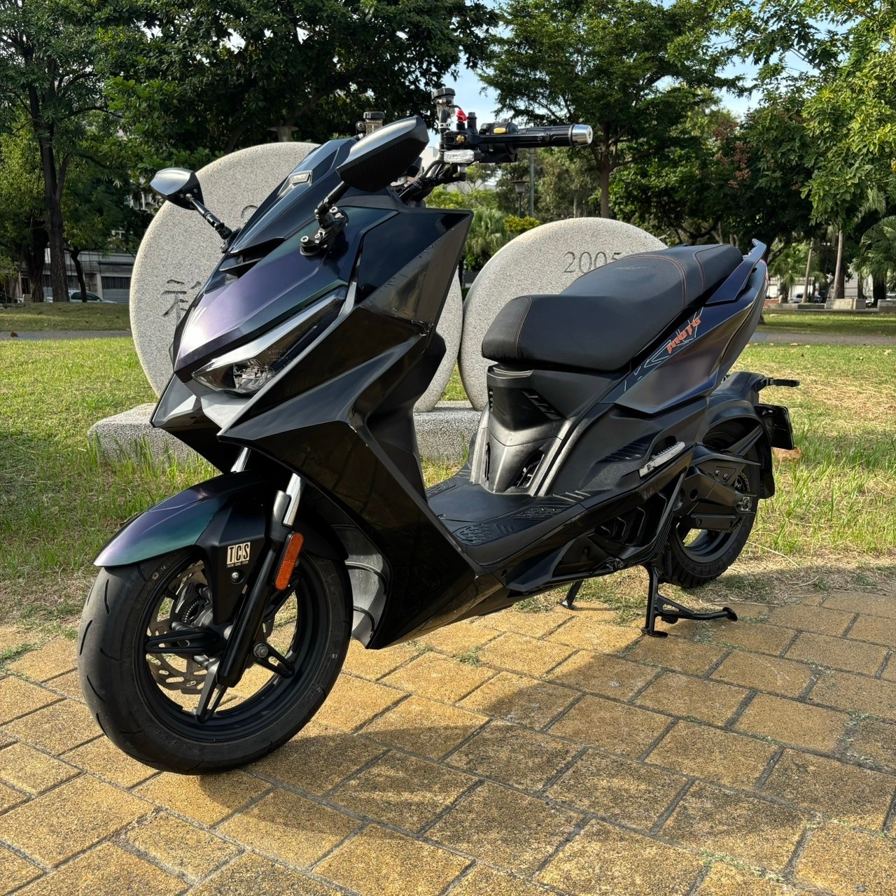 【貳輪嶼中古機車專賣-台南店】光陽 KRV180 - 「Webike-摩托車市」 2022 光陽 KRV MOTO 180 TCS #3926