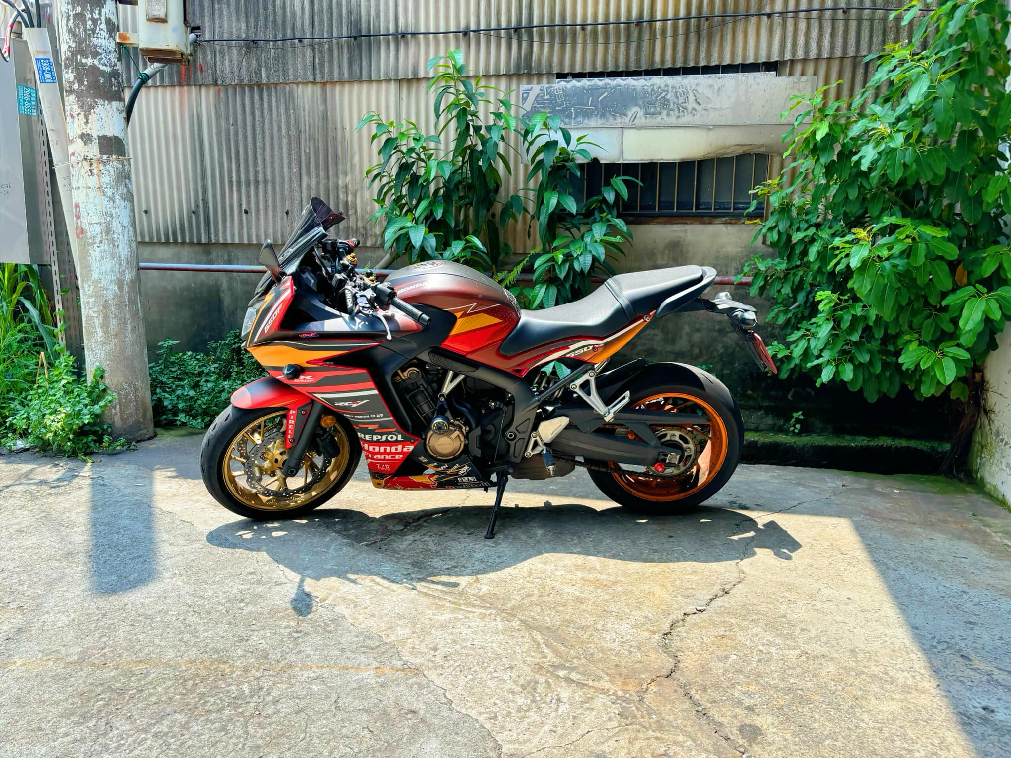 HONDA CBR650F - 中古/二手車出售中 HONDA CBR650F | 個人自售